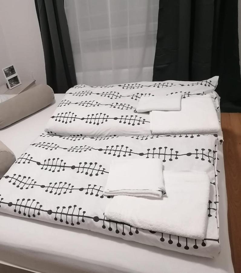 D&d Apartment *